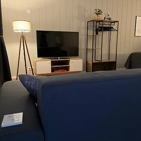 Weimotel Am Mit Parkplatz, Kueche Und Hdtv Appartamento 3*