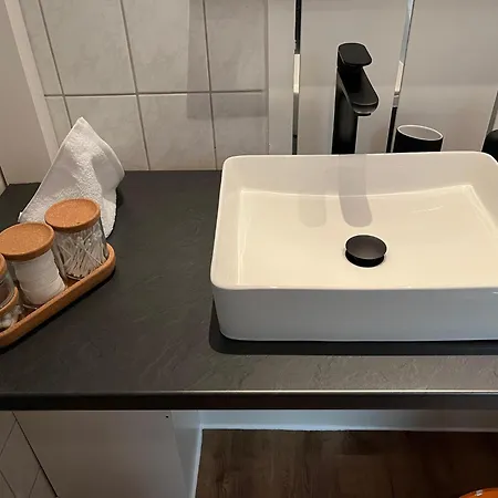 Appartamento Weimotel Am Mit Parkplatz, Kueche Und Hdtv 3*