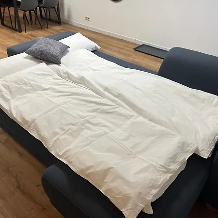 Weimotel Am Mit Parkplatz, Kueche Und Hdtv Apartment *