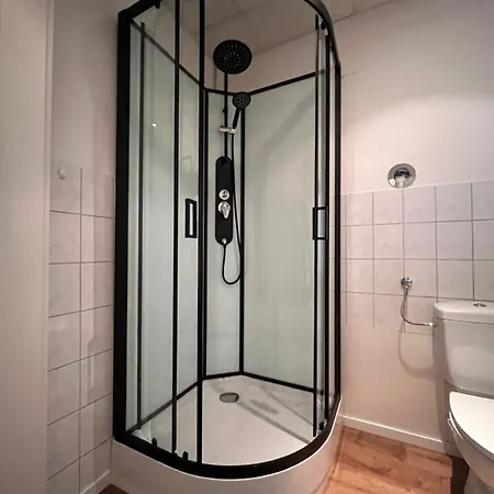 Appartement Weimotel Am Mit Parkplatz, Kueche Und Hdtv Weimar (Lahn)