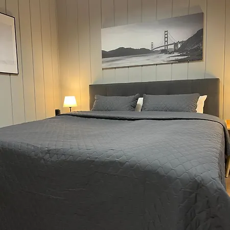 Weimotel Am Mit Parkplatz, Kueche Und Hdtv Appartamento Weimar (Lahn)