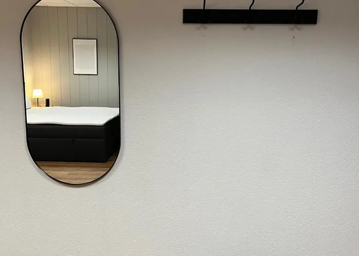 Weimotel Am Mit Parkplatz, Kueche Und Hdtv